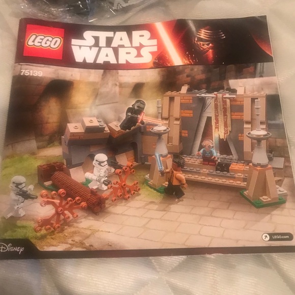 Star Wars Lego kit 75139: Battle on Takodana - Picture 3 of 7